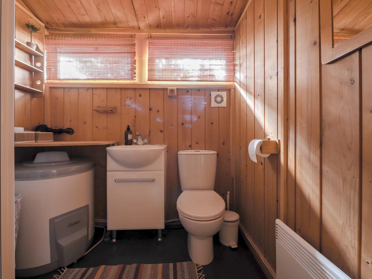 Lovely Cabin In The Capital Area With Hot Tube Hafnarfjörður Esterno foto